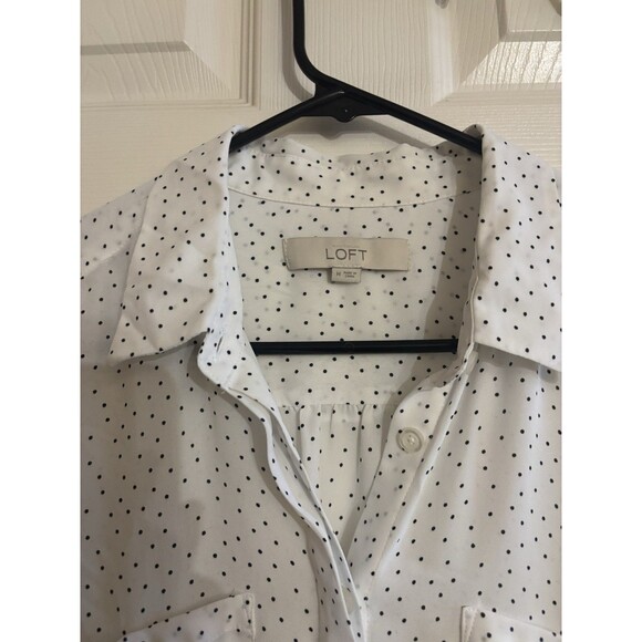 Ann Taylor LOFT Woman’s White Blouse w Black Polka Dots Medium - Picture 2 of 10